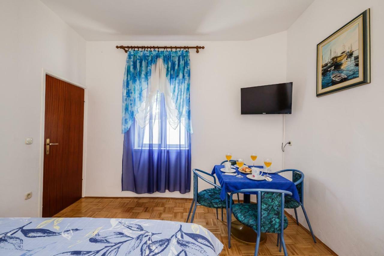 Apartments Sea Star Kastela Exterior photo