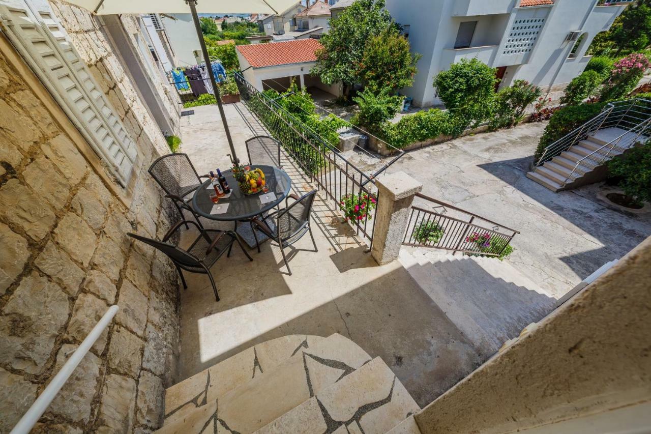 Apartments Sea Star Kastela Exterior photo